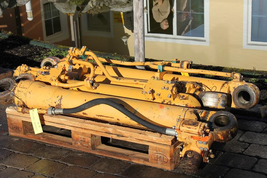 Liebherr A 902 LIT - Silinder hidrolik untuk Peralatan konstruksi: gambar 2 Liebherr A 902 LIT - Silinder hidrolik untuk Peralatan konstruksi: gambar 2