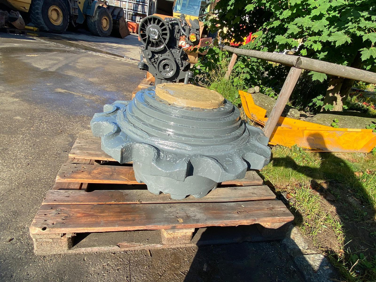 Liebherr FAT 550P051 aus LH R964 - Final drive untuk Peralatan konstruksi: gambar 4 Liebherr FAT 550P051 aus LH R964 - Final drive untuk Peralatan konstruksi: gambar 4
