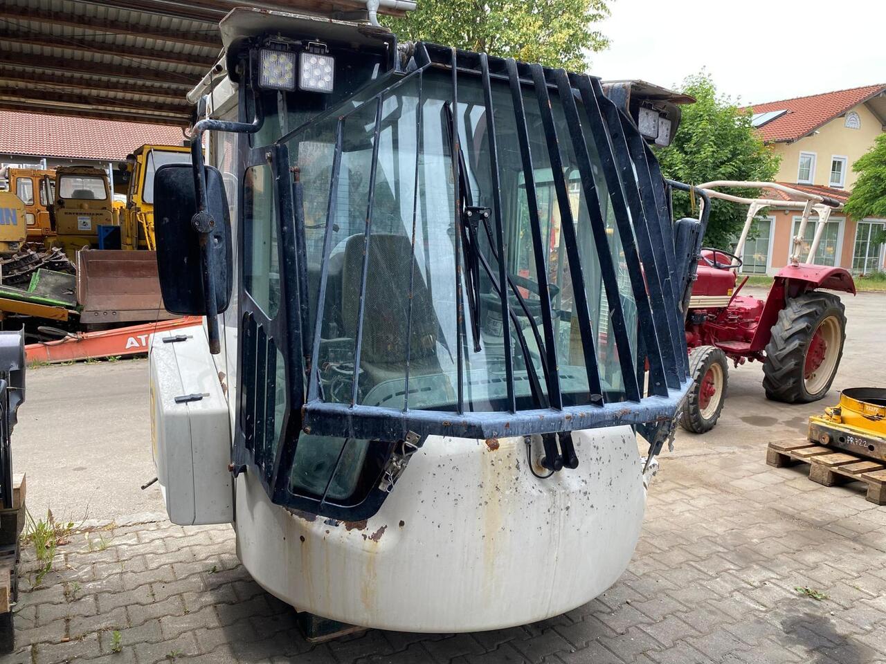 Liebherr L 566 - Kabin untuk Peralatan konstruksi: gambar 1 Liebherr L 566 - Kabin untuk Peralatan konstruksi: gambar 1