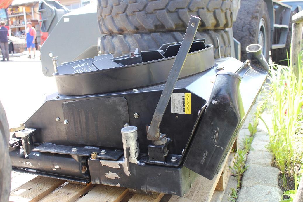 Liebherr R 924 compact - Sistem pendingin untuk Peralatan konstruksi: gambar 5 Liebherr R 924 compact - Sistem pendingin untuk Peralatan konstruksi: gambar 5