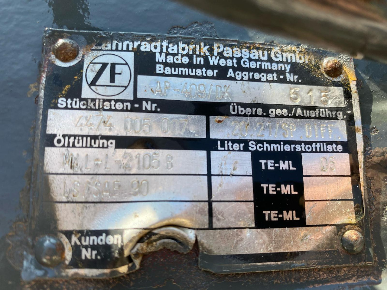 Liebherr ZF AP 409 aus L 541 - Poros dan bagian untuk Peralatan konstruksi: gambar 3 Liebherr ZF AP 409 aus L 541 - Poros dan bagian untuk Peralatan konstruksi: gambar 3