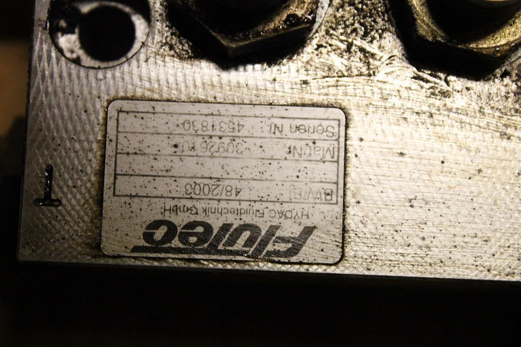 O&K MH Plus , New Holland - Katup hidrolik untuk Ekskavator roda: gambar 5 O&K MH Plus , New Holland - Katup hidrolik untuk Ekskavator roda: gambar 5