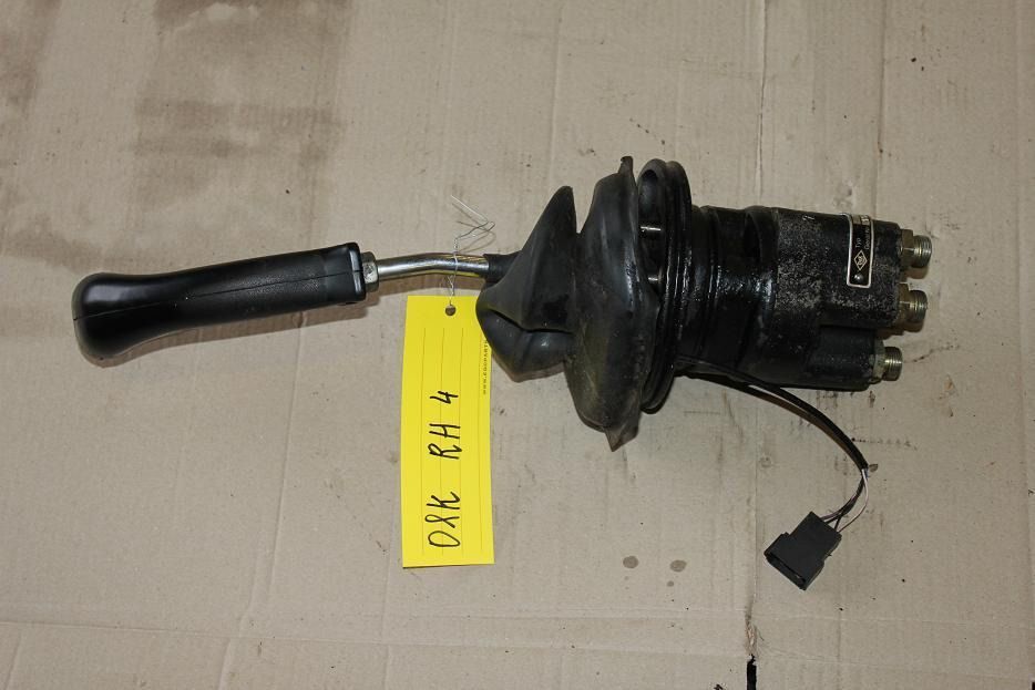 O&K RH 4 PMS Joystick - Kabin dan interior untuk Peralatan konstruksi: gambar 4 O&K RH 4 PMS Joystick - Kabin dan interior untuk Peralatan konstruksi: gambar 4