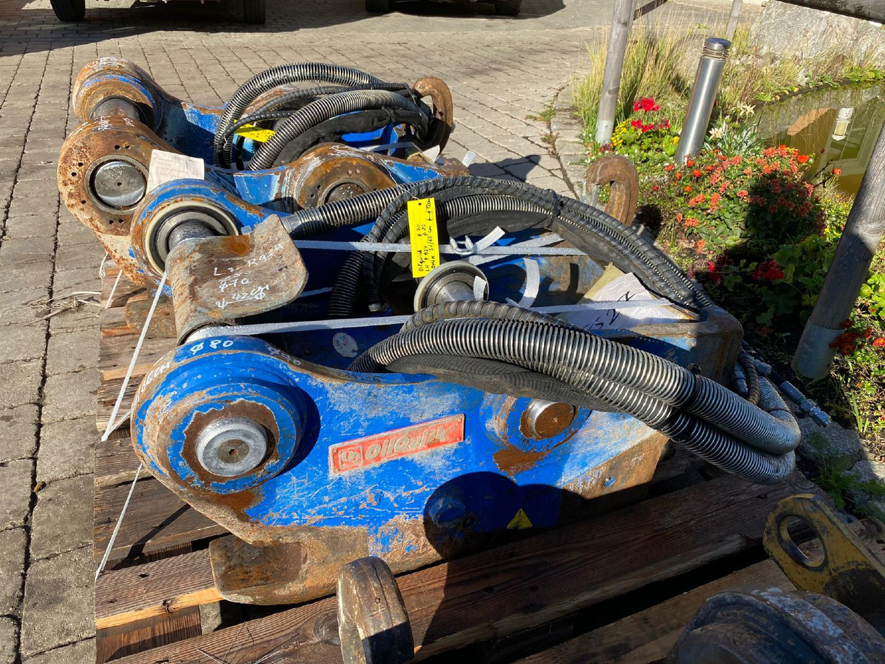 Oilquick Liebherr R 924 - Skrup cepat untuk Peralatan konstruksi: gambar 1 Oilquick Liebherr R 924 - Skrup cepat untuk Peralatan konstruksi: gambar 1