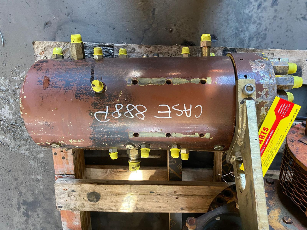 Case 888 P - Suku cadang untuk Peralatan konstruksi: gambar 3 Case 888 P - Suku cadang untuk Peralatan konstruksi: gambar 3