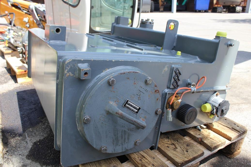 Liebherr R 924 compact - Suku cadang untuk Ekskavator perayap: gambar 1 Liebherr R 924 compact - Suku cadang untuk Ekskavator perayap: gambar 1