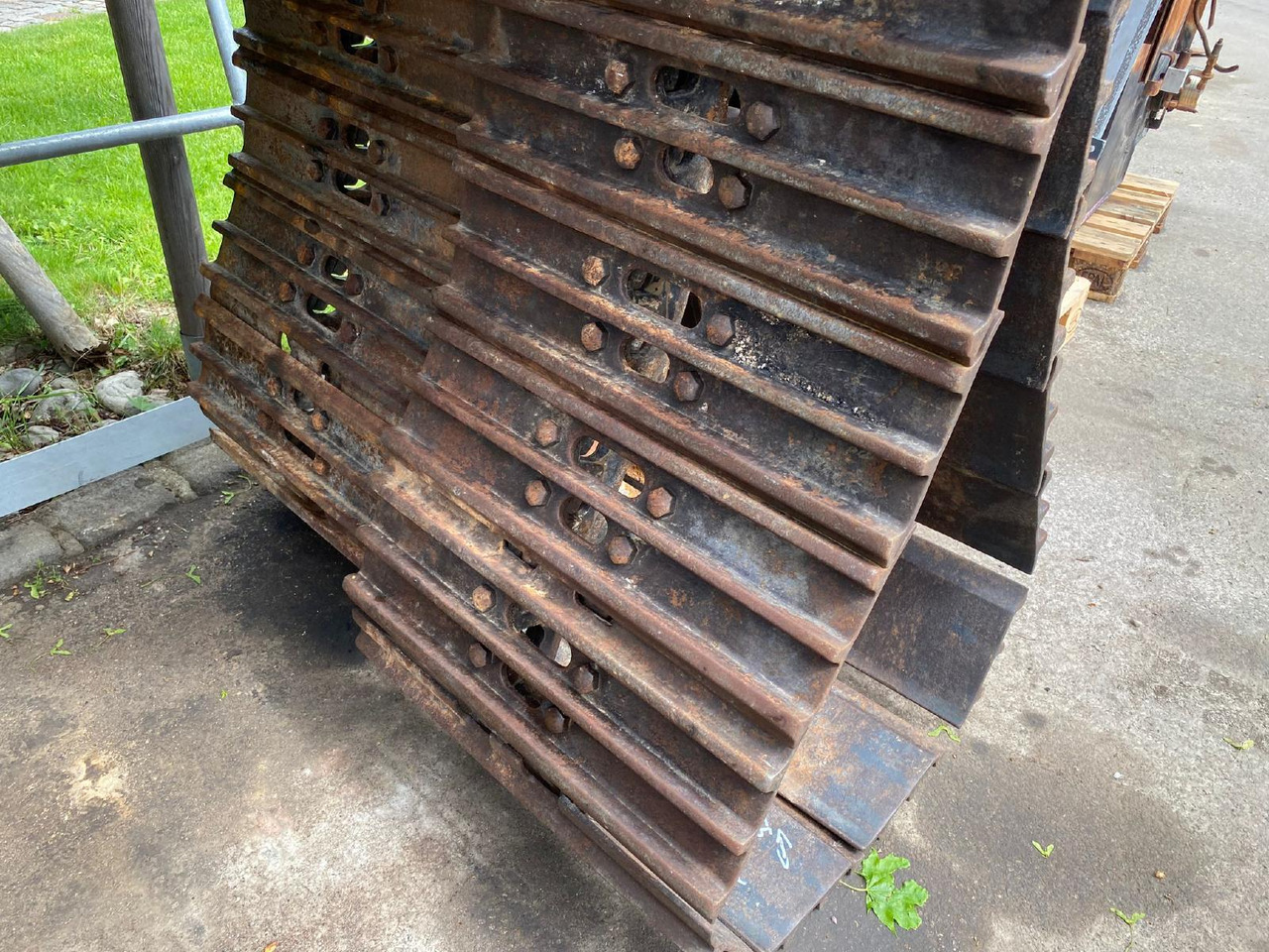 Terex TC 240 - Trek untuk Peralatan konstruksi: gambar 4 Terex TC 240 - Trek untuk Peralatan konstruksi: gambar 4