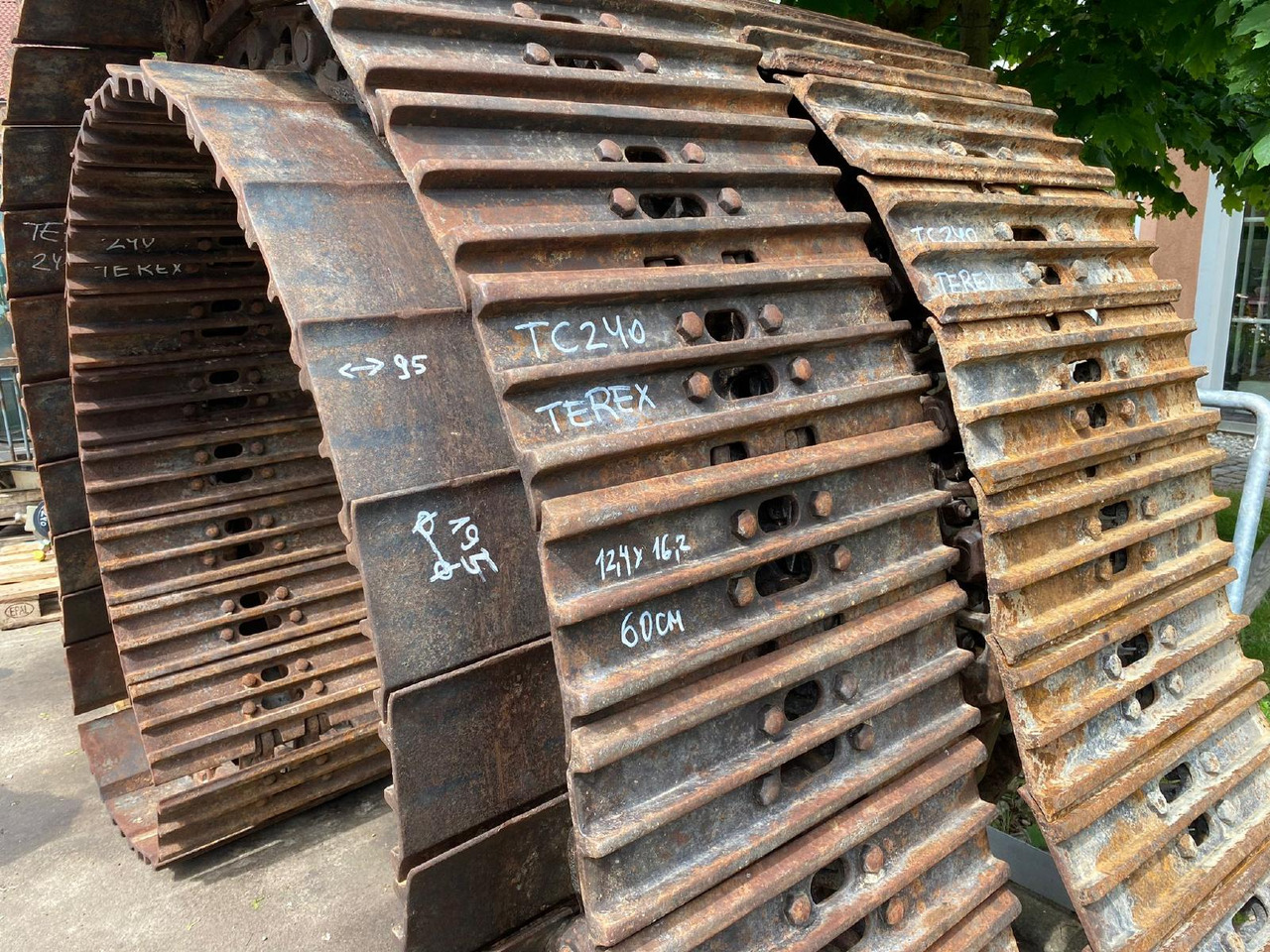 Terex TC 240 - Trek untuk Peralatan konstruksi: gambar 3 Terex TC 240 - Trek untuk Peralatan konstruksi: gambar 3