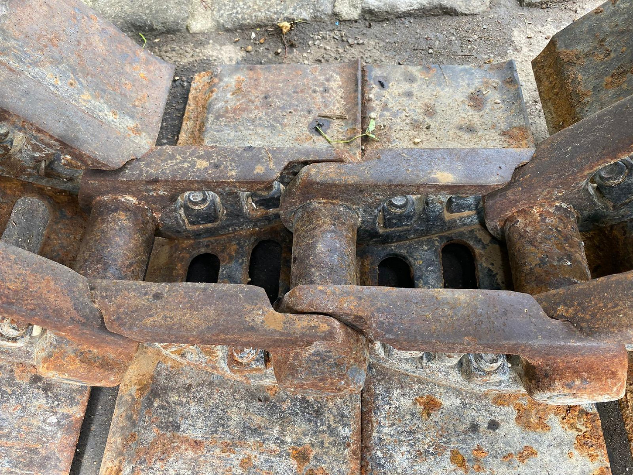 Terex TC 240 - Trek untuk Peralatan konstruksi: gambar 5 Terex TC 240 - Trek untuk Peralatan konstruksi: gambar 5