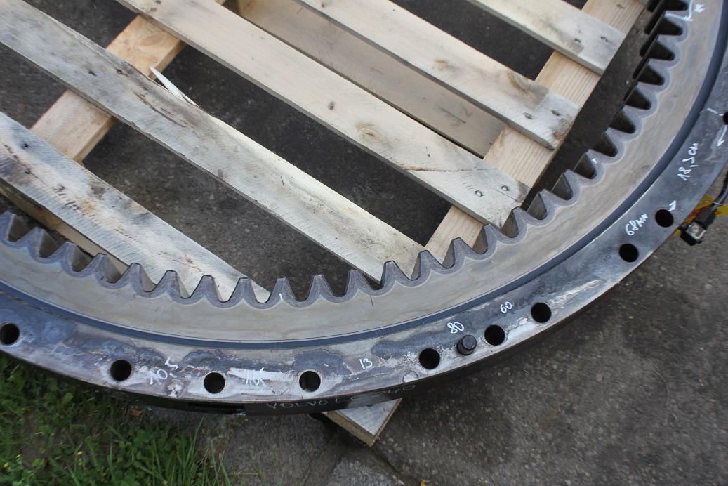 Volvo EC 240 B NLC - Cincin slewing untuk Peralatan konstruksi: gambar 2 Volvo EC 240 B NLC - Cincin slewing untuk Peralatan konstruksi: gambar 2