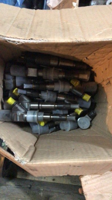 Egenera IVECO Stralis HI WAY NEW Holland - Injektor untuk Truk: gambar 2 Egenera IVECO Stralis HI WAY NEW Holland - Injektor untuk Truk: gambar 2