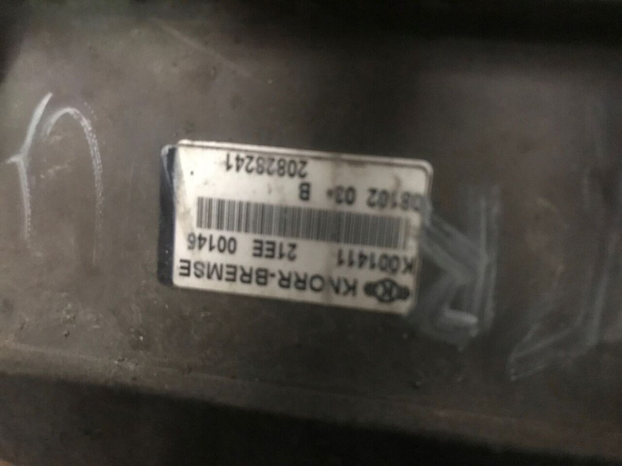 Knorr-Bremse K001411 Volvo FM FH Renault - Katup rem untuk Truk: gambar 3 Knorr-Bremse K001411 Volvo FM FH Renault - Katup rem untuk Truk: gambar 3