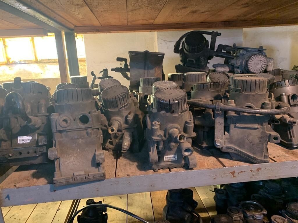 Knorr-Bremse Pojedynczy Scania R 124 Hurt modulatorów EBS zawór pojedynczy przód truck - Katup rem untuk Truk: gambar 5 Knorr-Bremse Pojedynczy Scania R 124 Hurt modulatorów EBS zawór pojedynczy przód truck - Katup rem untuk Truk: gambar 5