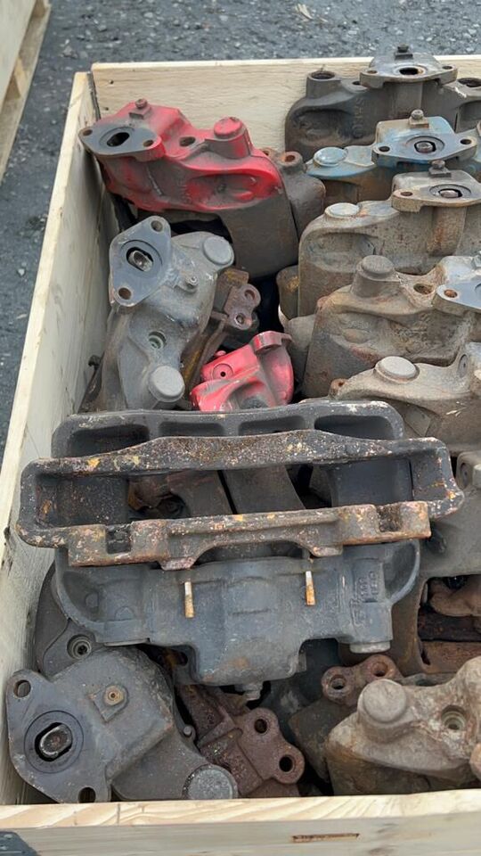 Scania SN7 HPI XPI R K003813 / K003809 Scania - Kaliper rem untuk Truk: gambar 1 Scania SN7 HPI XPI R K003813 / K003809 Scania - Kaliper rem untuk Truk: gambar 1