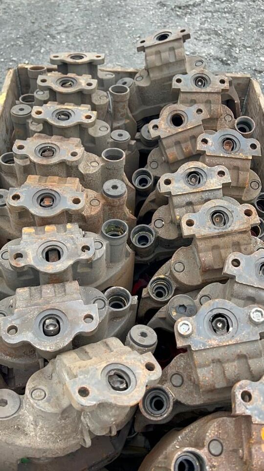 Scania SN7 XPI HPI R SN7206 / SN7264 Scania - Kaliper rem untuk Truk: gambar 4 Scania SN7 XPI HPI R SN7206 / SN7264 Scania - Kaliper rem untuk Truk: gambar 4