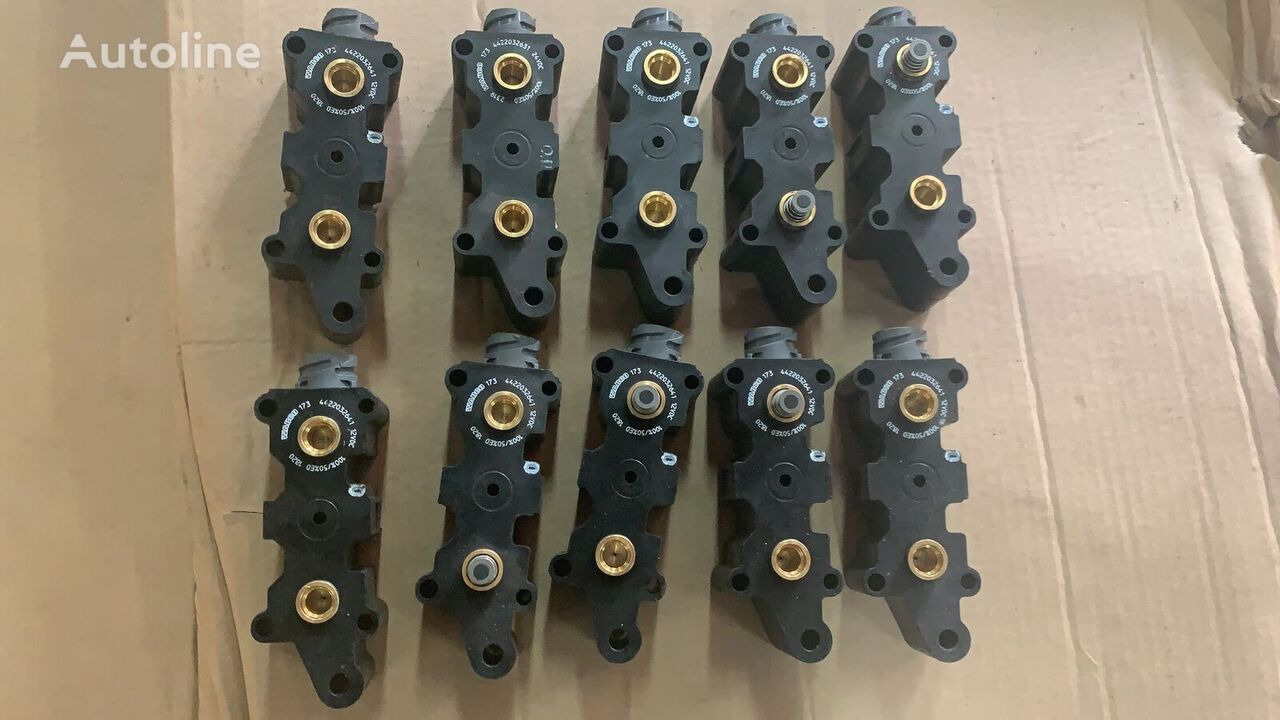 WABCO ECAS 4422032641 WABCO - Suku cadang untuk Trailer: gambar 3 WABCO ECAS 4422032641 WABCO - Suku cadang untuk Trailer: gambar 3
