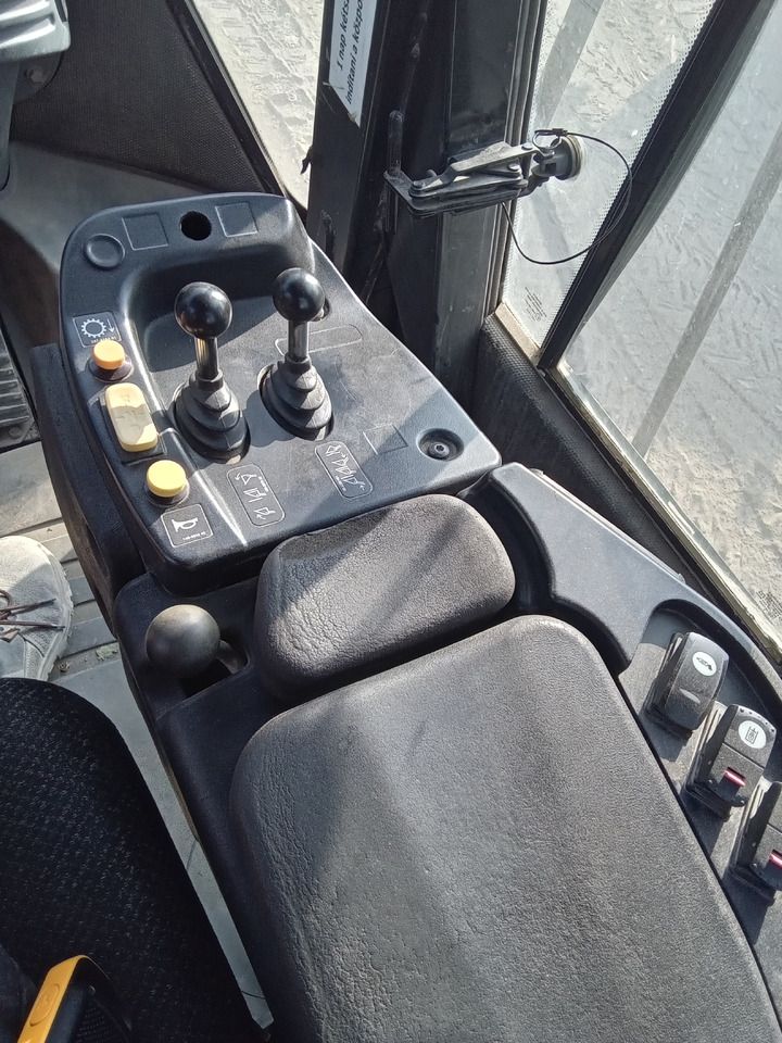 CATERPILLAR 962H - Wheel loader: gambar 5 CATERPILLAR 962H - Wheel loader: gambar 5