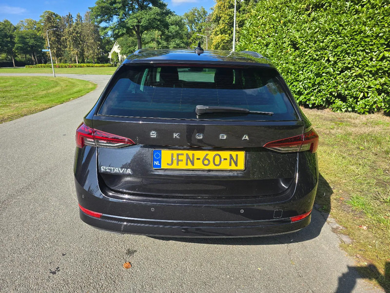 Škoda Octavia Combi 1.0 Benzine - Mobil: gambar 4 Škoda Octavia Combi 1.0 Benzine - Mobil: gambar 4