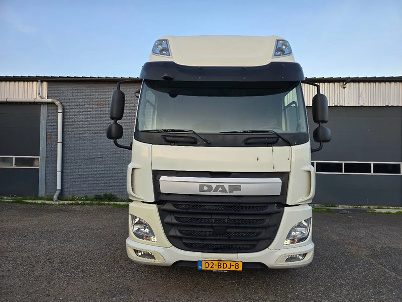 DAF CF Super Space Cabin - Tractor head: gambar 5 DAF CF Super Space Cabin - Tractor head: gambar 5
