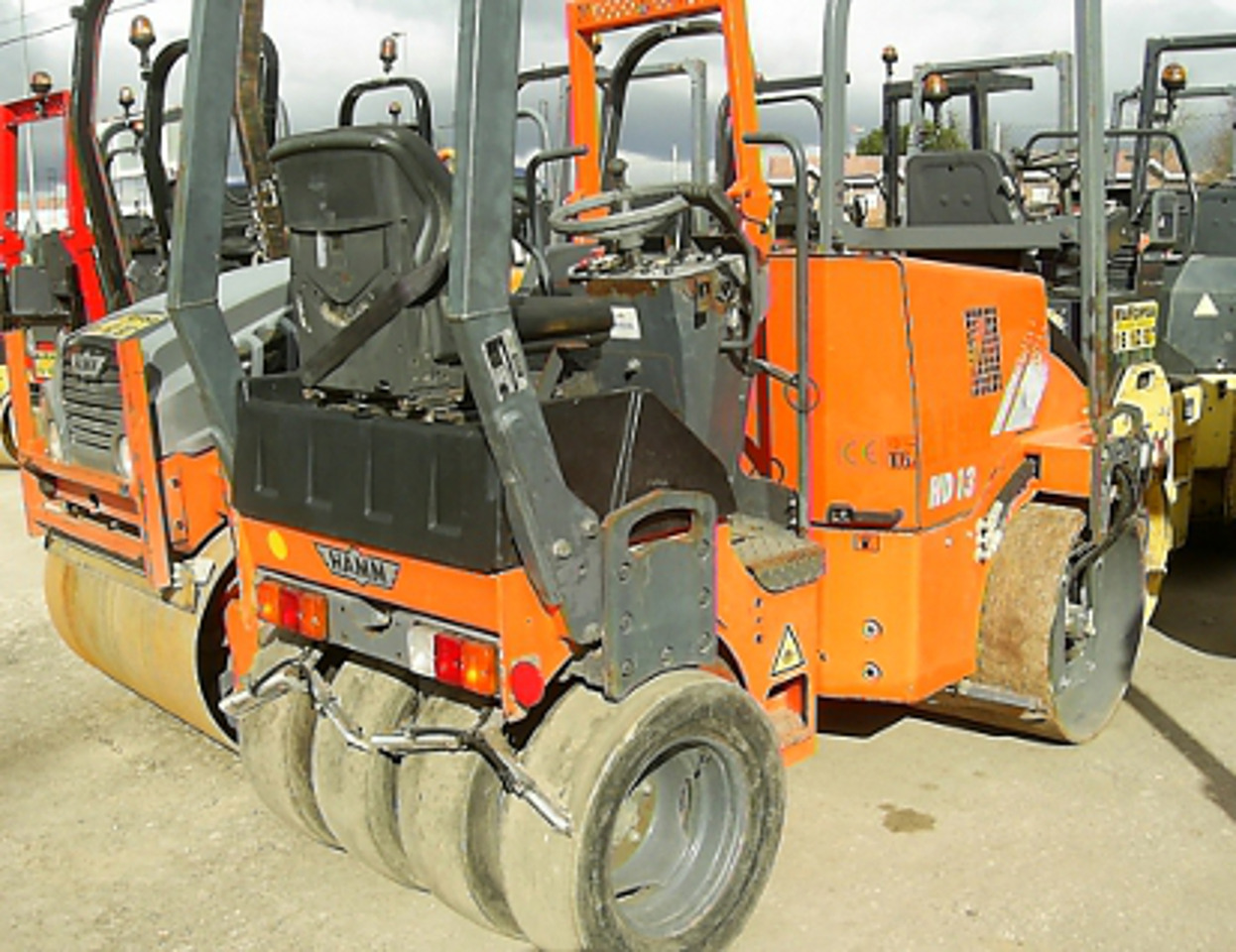 Compactador Mixto Hamm HD 13K - Roller kombinasi: gambar 1 Compactador Mixto Hamm HD 13K - Roller kombinasi: gambar 1
