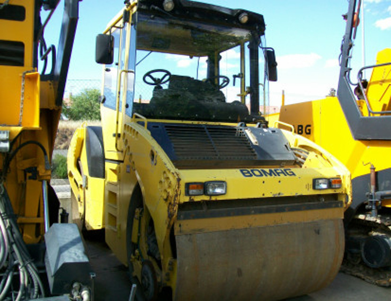 Doble Vibrante Bomag BW 164AD-4 - Roller jalan: gambar 1 Doble Vibrante Bomag BW 164AD-4 - Roller jalan: gambar 1