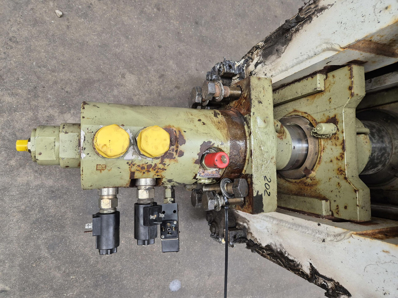 Demag AC 35 Double telescopic cylinder - Silinder hidrolik untuk Derek bergerak: gambar 2 Demag AC 35 Double telescopic cylinder - Silinder hidrolik untuk Derek bergerak: gambar 2