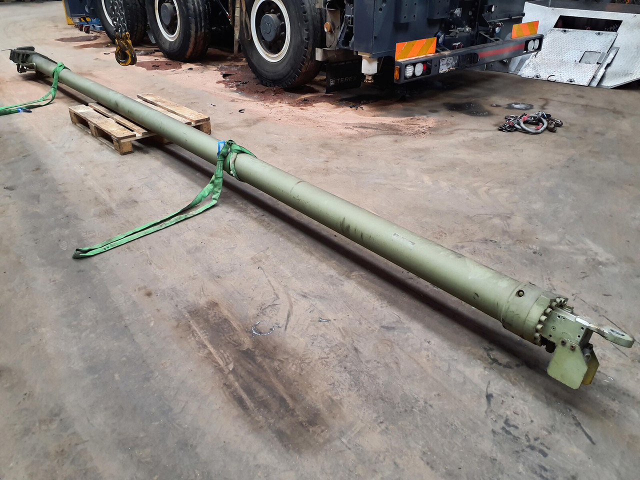 FAUN ATF 45-3 Telescopic cilinder 1 - Silinder hidrolik untuk Derek bergerak: gambar 1 FAUN ATF 45-3 Telescopic cilinder 1 - Silinder hidrolik untuk Derek bergerak: gambar 1