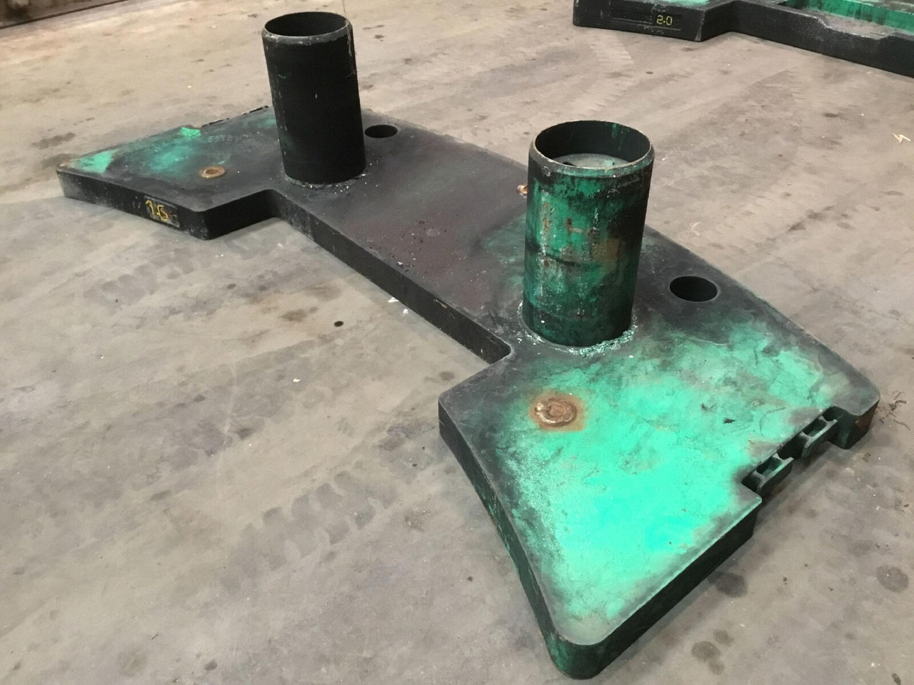 FAUN ATF 60-3 counterweight base plate 1,6 ton - Counterweight untuk Derek bergerak: gambar 4 FAUN ATF 60-3 counterweight base plate 1,6 ton - Counterweight untuk Derek bergerak: gambar 4