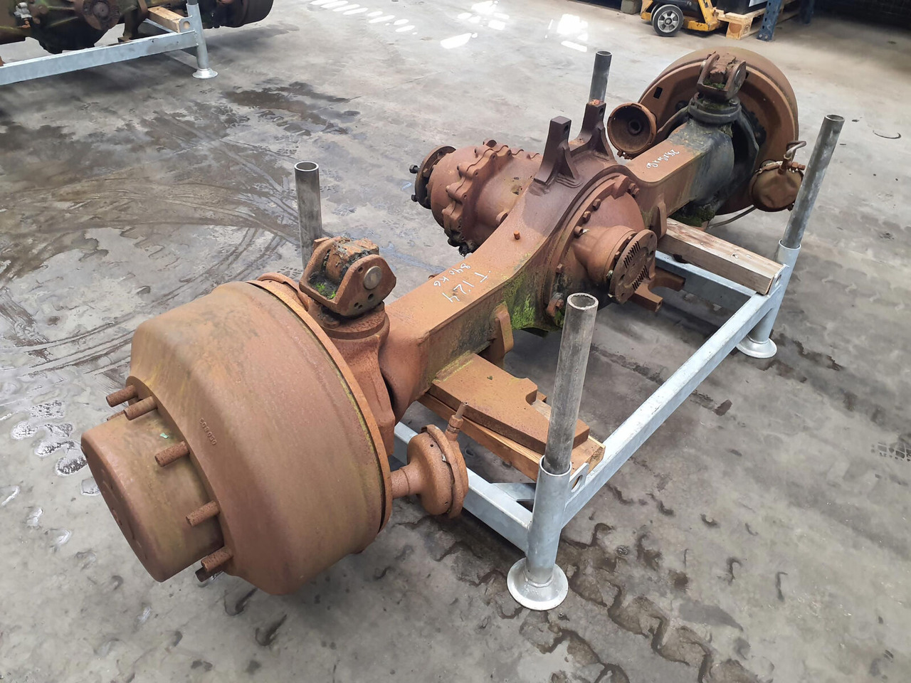 FAUN ATF 60-4 axle 2 - Poros dan bagian untuk Derek bergerak: gambar 3 FAUN ATF 60-4 axle 2 - Poros dan bagian untuk Derek bergerak: gambar 3