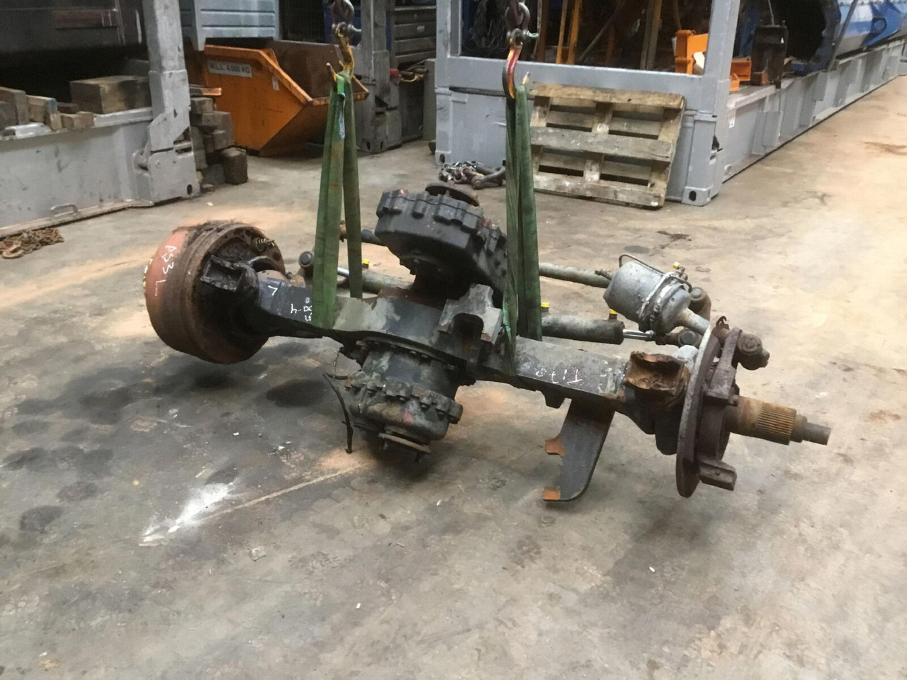 FAUN ATF 60-4 axle 3 - Poros dan bagian untuk Derek bergerak: gambar 1 FAUN ATF 60-4 axle 3 - Poros dan bagian untuk Derek bergerak: gambar 1