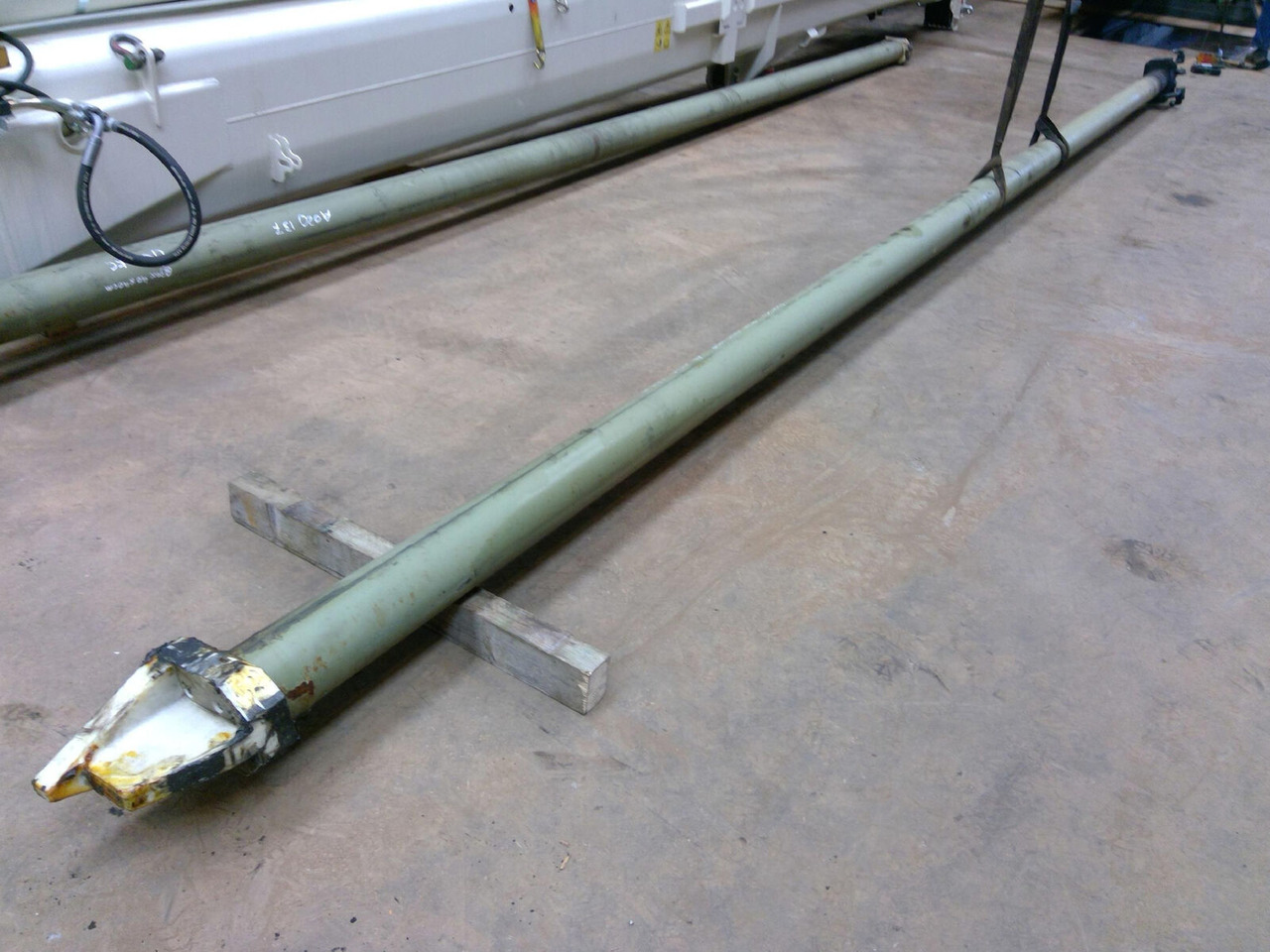 FAUN ATF 60-4 telescopic cylinder single - Silinder hidrolik untuk Derek bergerak: gambar 3 FAUN ATF 60-4 telescopic cylinder single - Silinder hidrolik untuk Derek bergerak: gambar 3