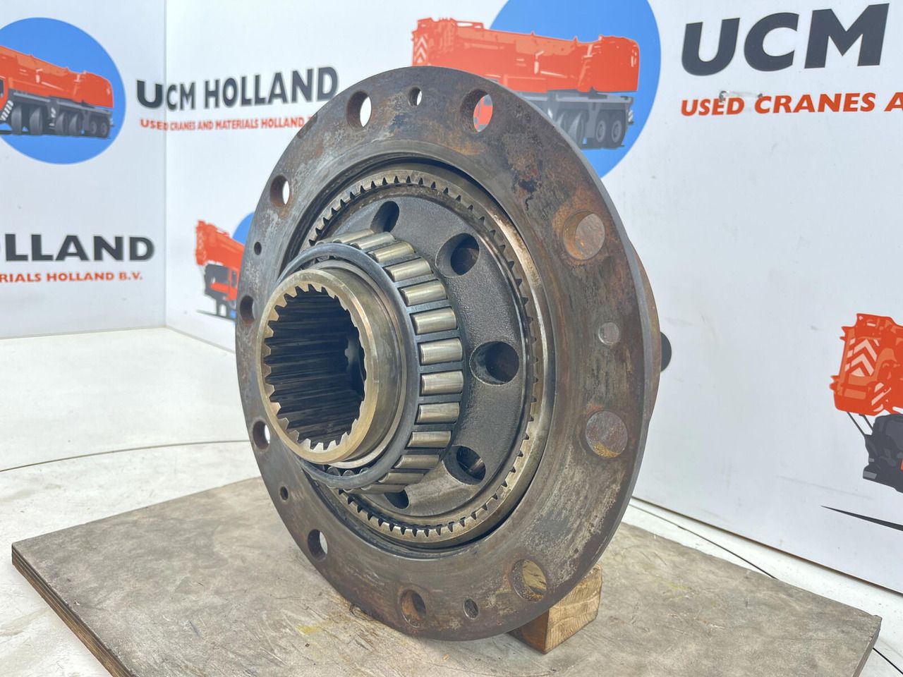 FAUN RTF 50 Planetary gear 19-22-65-36-4pl-H123-24 - Final drive untuk Derek bergerak: gambar 3 FAUN RTF 50 Planetary gear 19-22-65-36-4pl-H123-24 - Final drive untuk Derek bergerak: gambar 3