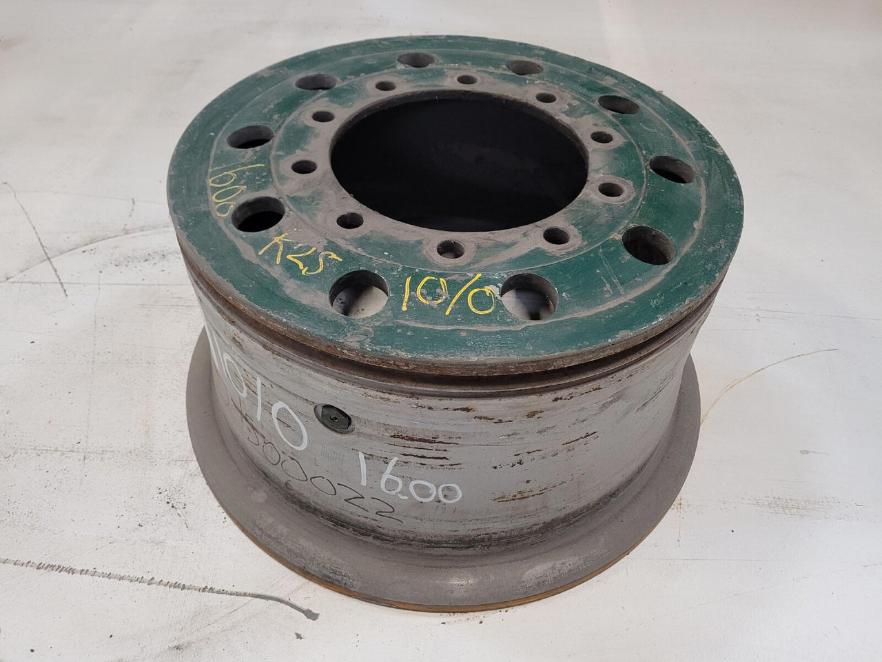 FAUN Rim 445/95R25 10 0 3p - Pelek untuk Derek: gambar 1 FAUN Rim 445/95R25 10 0 3p - Pelek untuk Derek: gambar 1