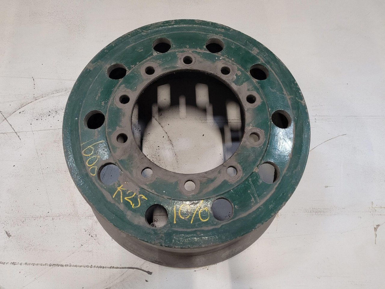 FAUN Rim 445/95R25 10 0 3p - Pelek untuk Derek: gambar 2 FAUN Rim 445/95R25 10 0 3p - Pelek untuk Derek: gambar 2
