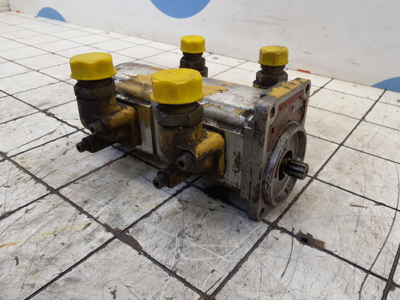 Grove AT 880 dual gear pump - Pompa hidrolik untuk Derek: gambar 3 Grove AT 880 dual gear pump - Pompa hidrolik untuk Derek: gambar 3