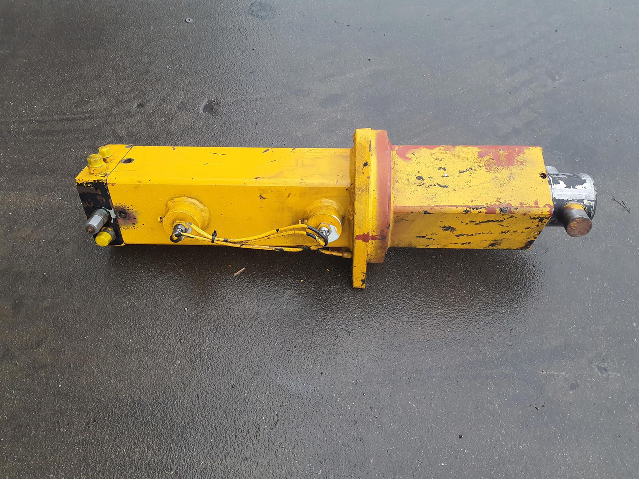 Grove GMK 3050 counterweight cylinder - Silinder hidrolik untuk Derek bergerak: gambar 1 Grove GMK 3050 counterweight cylinder - Silinder hidrolik untuk Derek bergerak: gambar 1