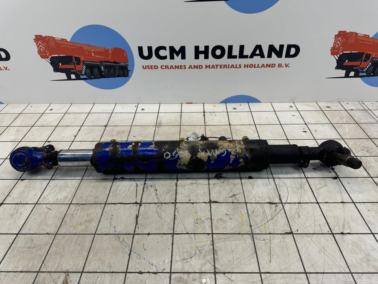 Grove GMK 3050 steering locking cylinder - Silinder hidrolik untuk Derek bergerak: gambar 2 Grove GMK 3050 steering locking cylinder - Silinder hidrolik untuk Derek bergerak: gambar 2