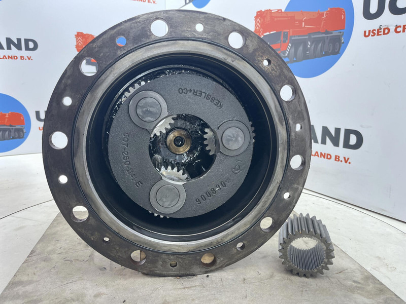 Kessler+CO LTM 1090 planetary gear 22-25-74-40-3pl-H136 - Penangguhan untuk Derek: gambar 5 Kessler+CO LTM 1090 planetary gear 22-25-74-40-3pl-H136 - Penangguhan untuk Derek: gambar 5