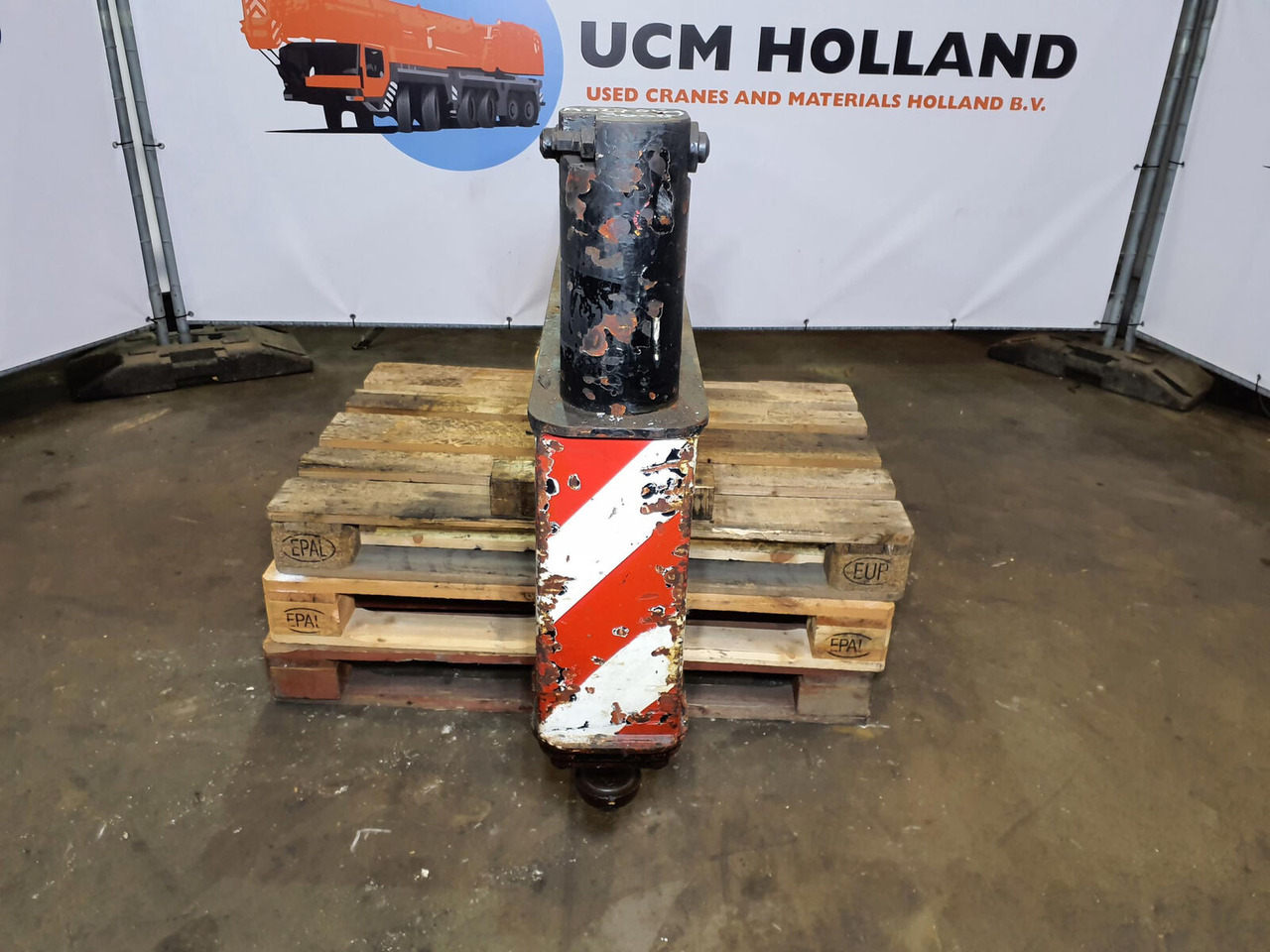 Krupp KMK 3045 outrigger beam complete - Penangguhan untuk Derek bergerak: gambar 5 Krupp KMK 3045 outrigger beam complete - Penangguhan untuk Derek bergerak: gambar 5