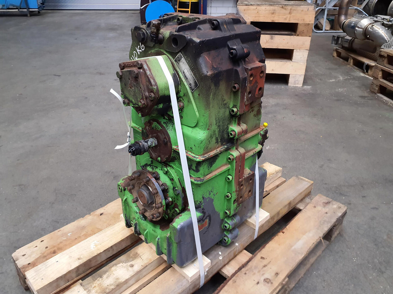Krupp KMK 4070 Dropbox - Penularan untuk Derek bergerak: gambar 1 Krupp KMK 4070 Dropbox - Penularan untuk Derek bergerak: gambar 1