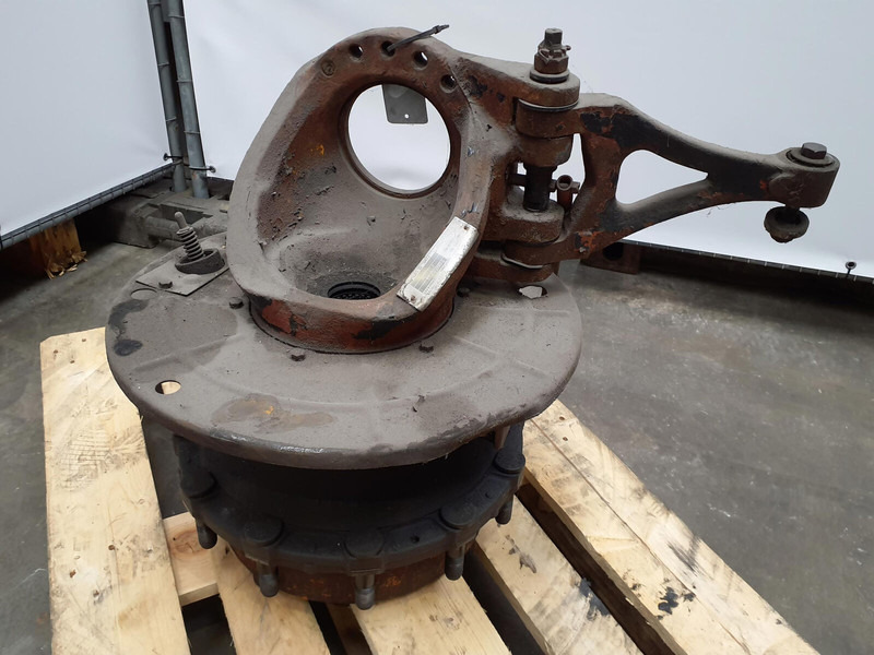 Krupp KMK 4070 Megatrack axle housing - Buku jari kemudi untuk Derek: gambar 1 Krupp KMK 4070 Megatrack axle housing - Buku jari kemudi untuk Derek: gambar 1
