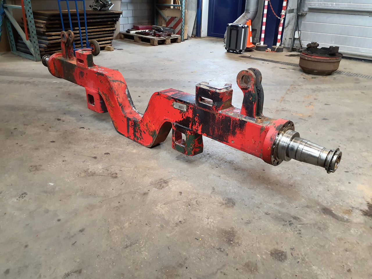 Krupp KMK 5100 axle 3 housing - Poros dan bagian untuk Derek bergerak: gambar 1 Krupp KMK 5100 axle 3 housing - Poros dan bagian untuk Derek bergerak: gambar 1