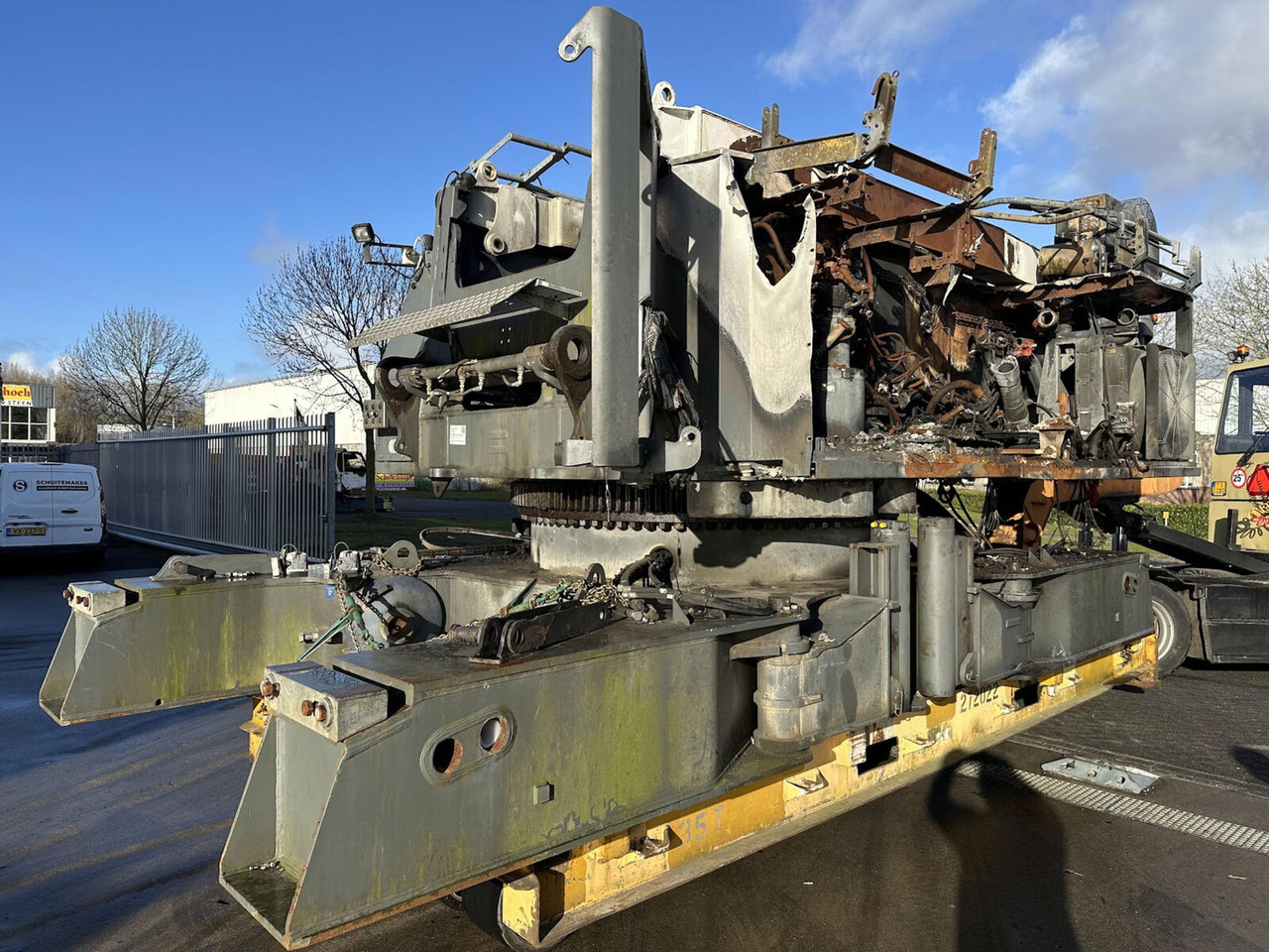 Liebherr LR 1160 body - Tubuh dan eksterior untuk Derek perayap: gambar 2 Liebherr LR 1160 body - Tubuh dan eksterior untuk Derek perayap: gambar 2