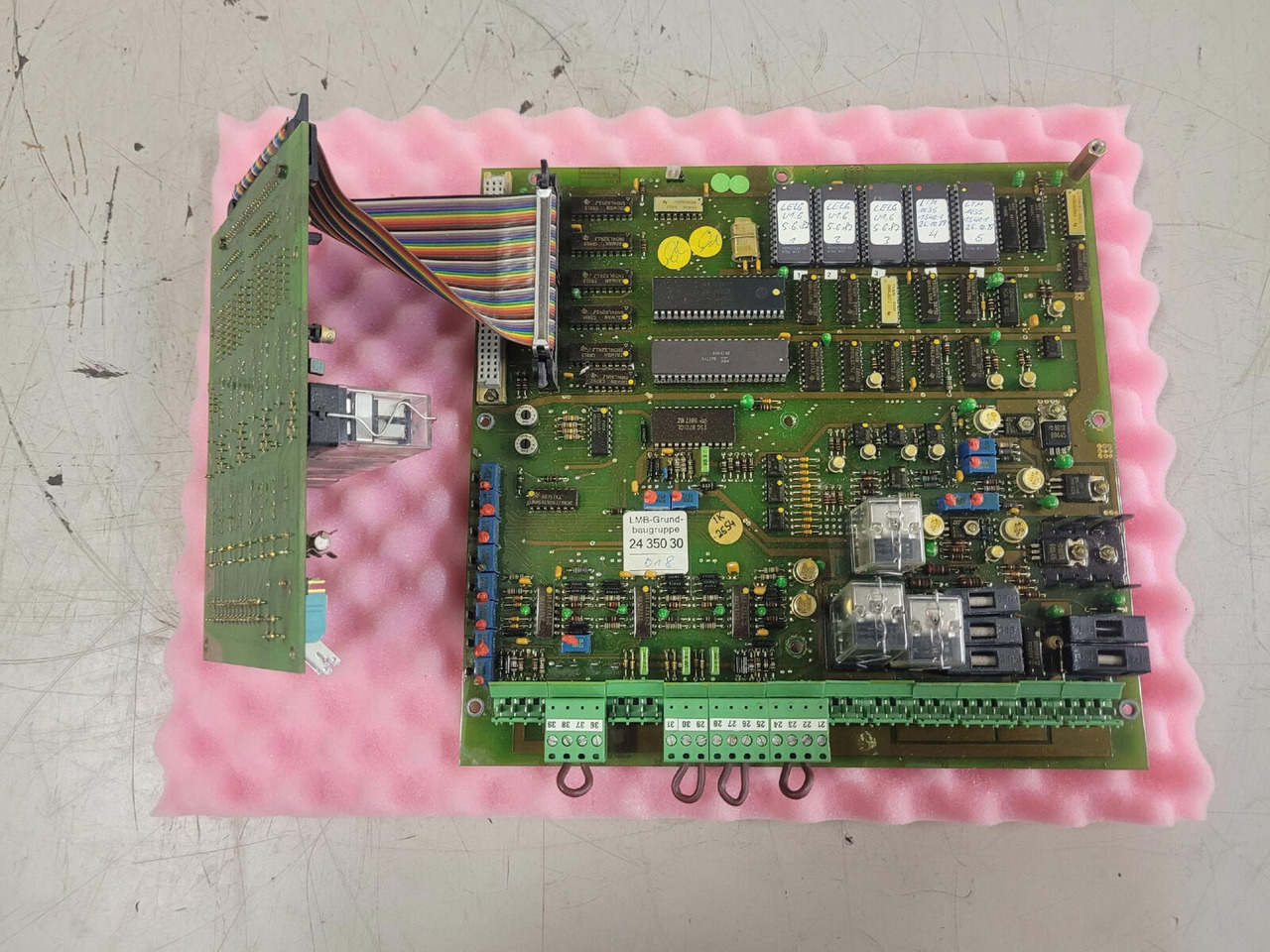 Liebherr LTM 1035-2 motherboard 018 - Sistem listrik untuk Derek bergerak: gambar 2 Liebherr LTM 1035-2 motherboard 018 - Sistem listrik untuk Derek bergerak: gambar 2