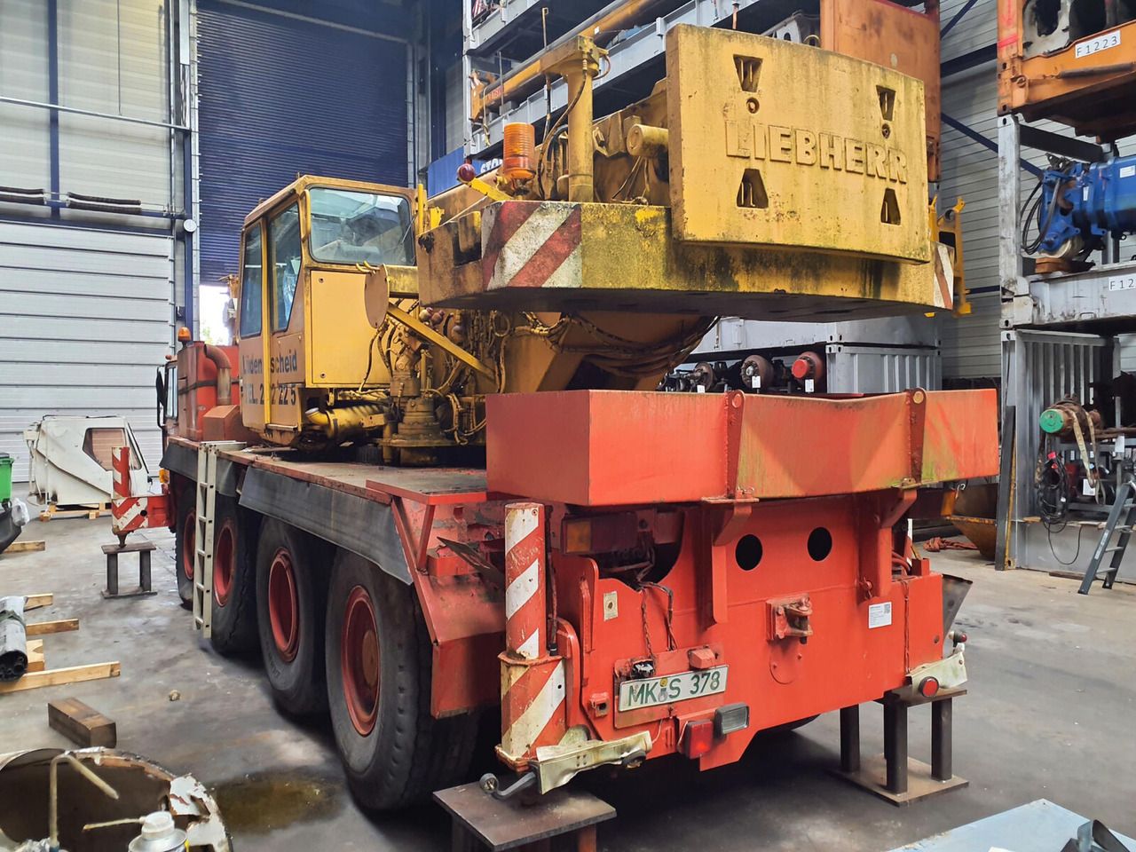 Liebherr LTM 1050 - Derek bergerak: gambar 4 Liebherr LTM 1050 - Derek bergerak: gambar 4
