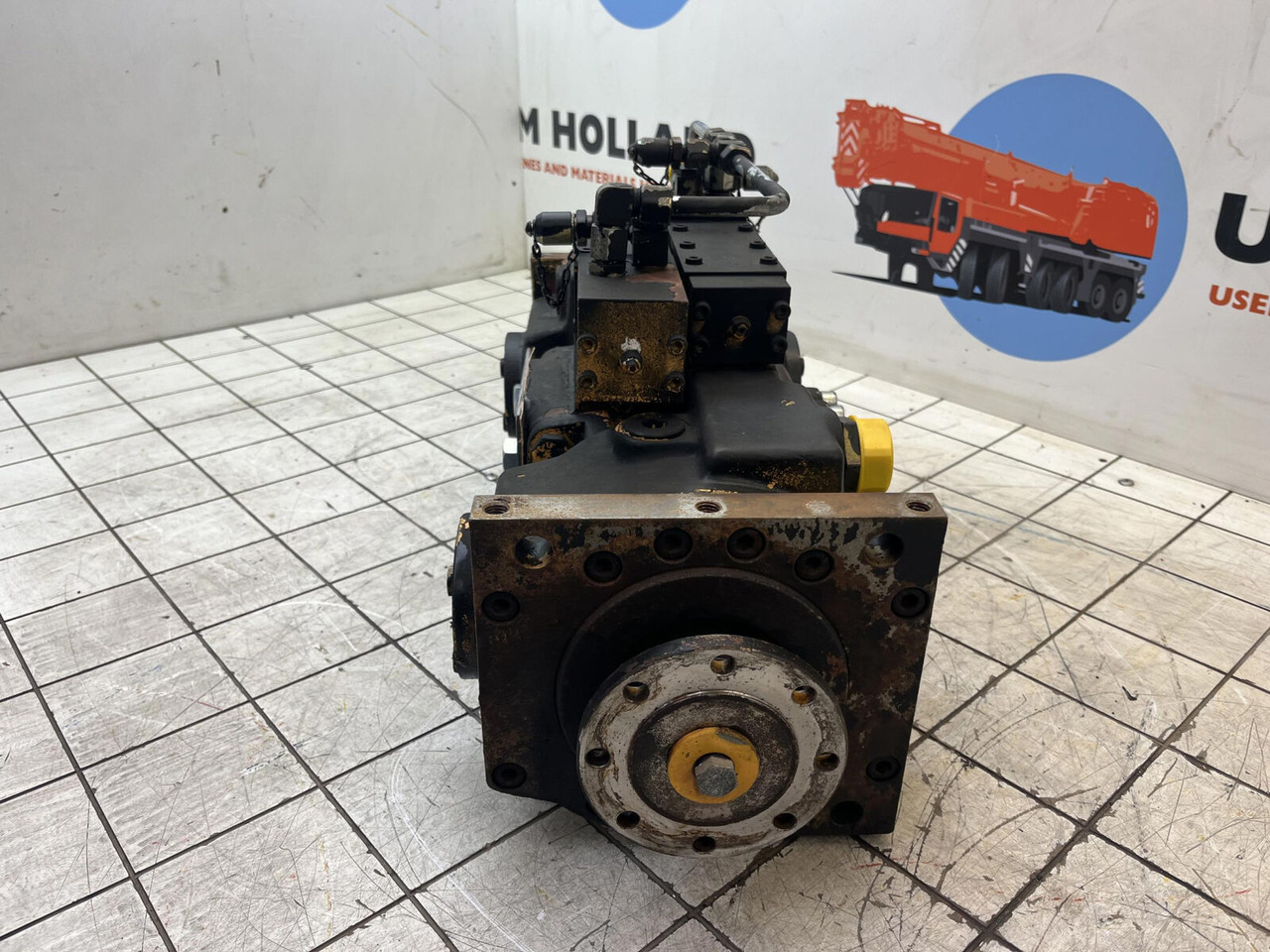 Liebherr LTM 1050 TWO-STAGE PUMP LPV 64 64+64cm³/U - Pompa hidrolik untuk Derek: gambar 4 Liebherr LTM 1050 TWO-STAGE PUMP LPV 64 64+64cm³/U - Pompa hidrolik untuk Derek: gambar 4