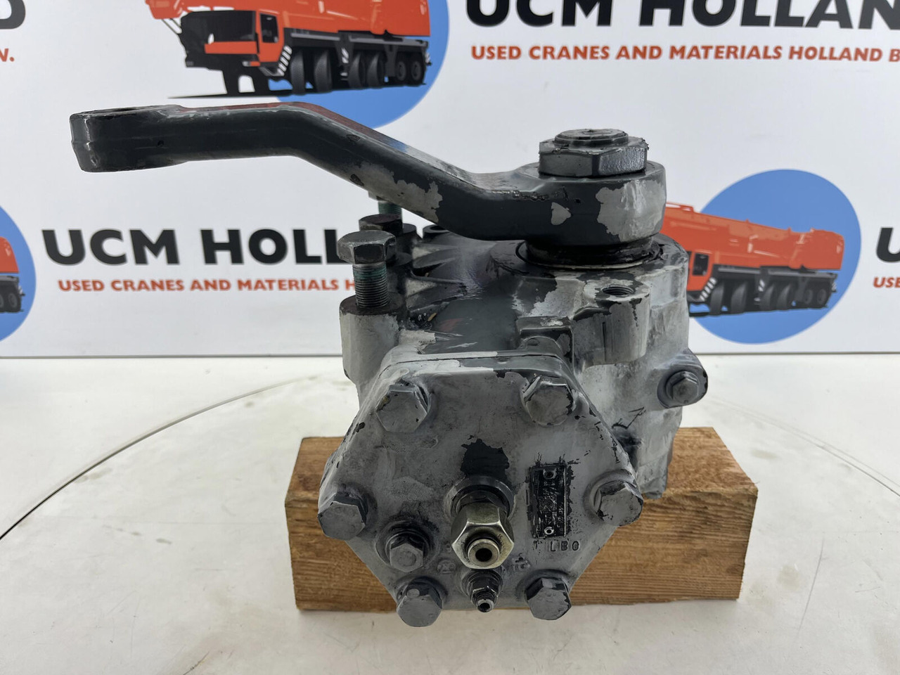 Liebherr LTM 1060-3 steering box - Roda gigi kemudi untuk Derek: gambar 1 Liebherr LTM 1060-3 steering box - Roda gigi kemudi untuk Derek: gambar 1