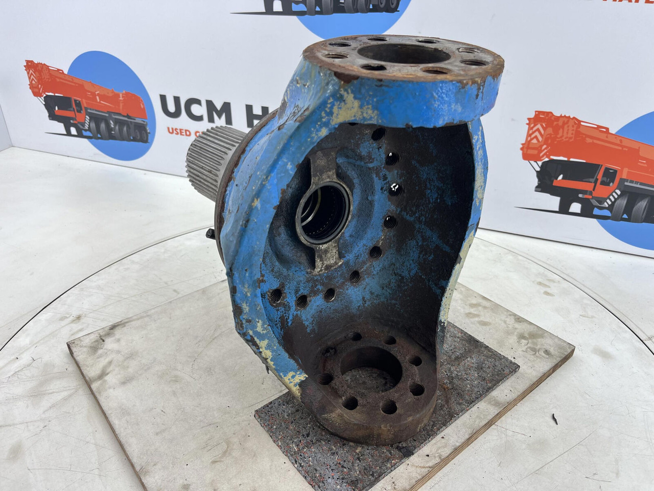 Liebherr LTM 1070 Steering knuckle 16 holes axle 4 - Buku jari kemudi untuk Derek bergerak: gambar 4 Liebherr LTM 1070 Steering knuckle 16 holes axle 4 - Buku jari kemudi untuk Derek bergerak: gambar 4