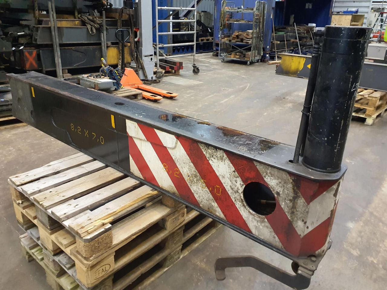Liebherr LTM 1080-1 sliding beam complete front - Penangguhan untuk Derek: gambar 1 Liebherr LTM 1080-1 sliding beam complete front - Penangguhan untuk Derek: gambar 1