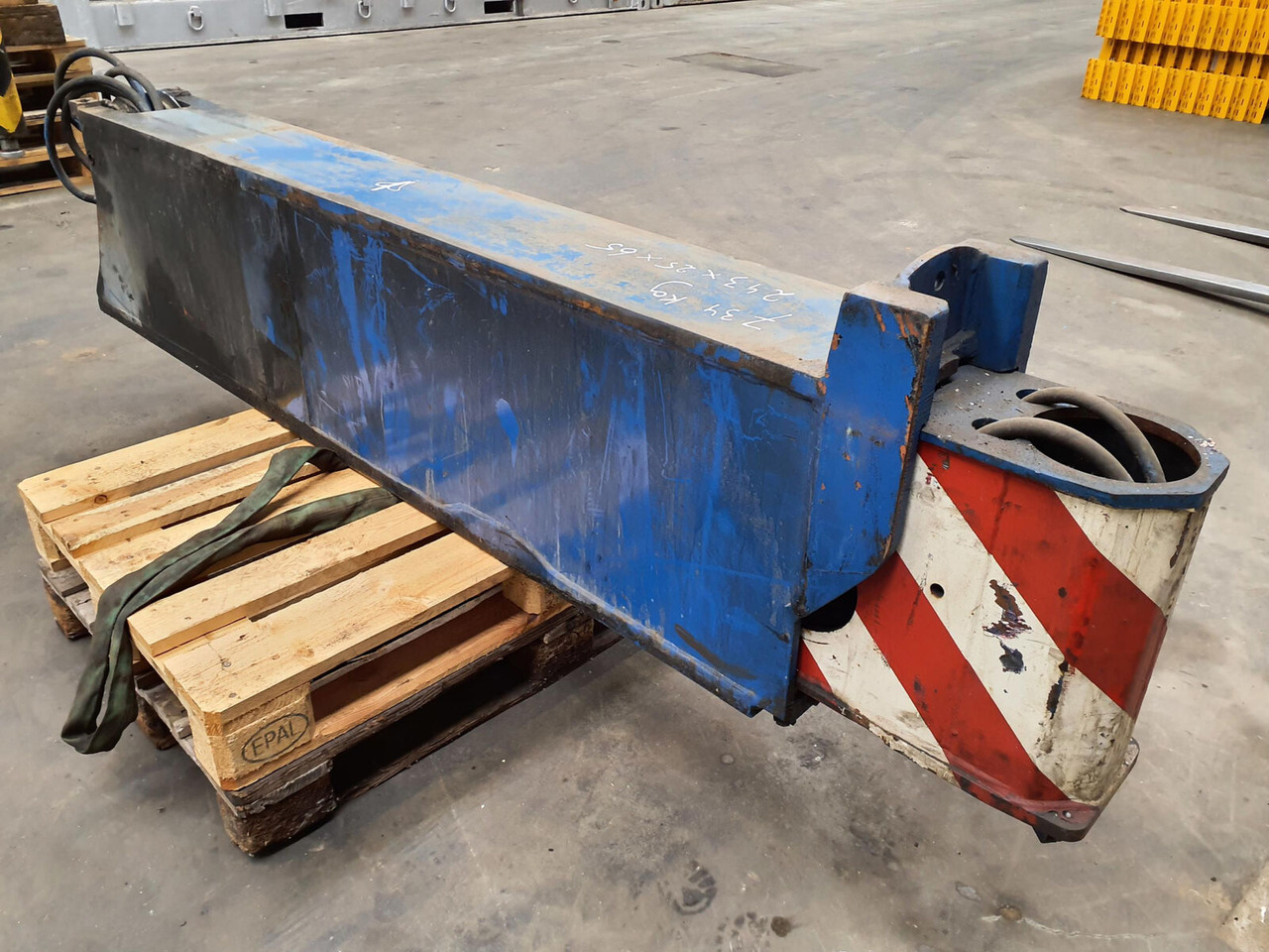 Liebherr LTM 1090-2 sliding beam with sliding cylinder - Penangguhan untuk Derek bergerak: gambar 1 Liebherr LTM 1090-2 sliding beam with sliding cylinder - Penangguhan untuk Derek bergerak: gambar 1